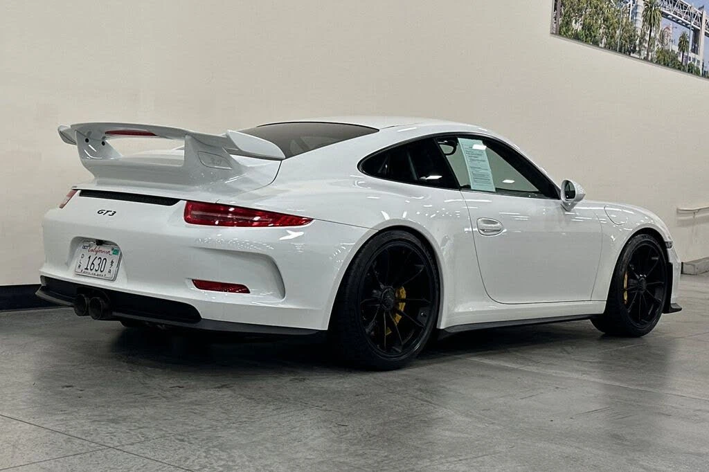 2015 Porsche 991 GT3 - Image 4 of 31