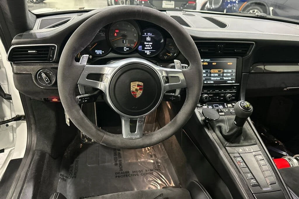 2015 Porsche 991 GT3 - Image 15 of 31