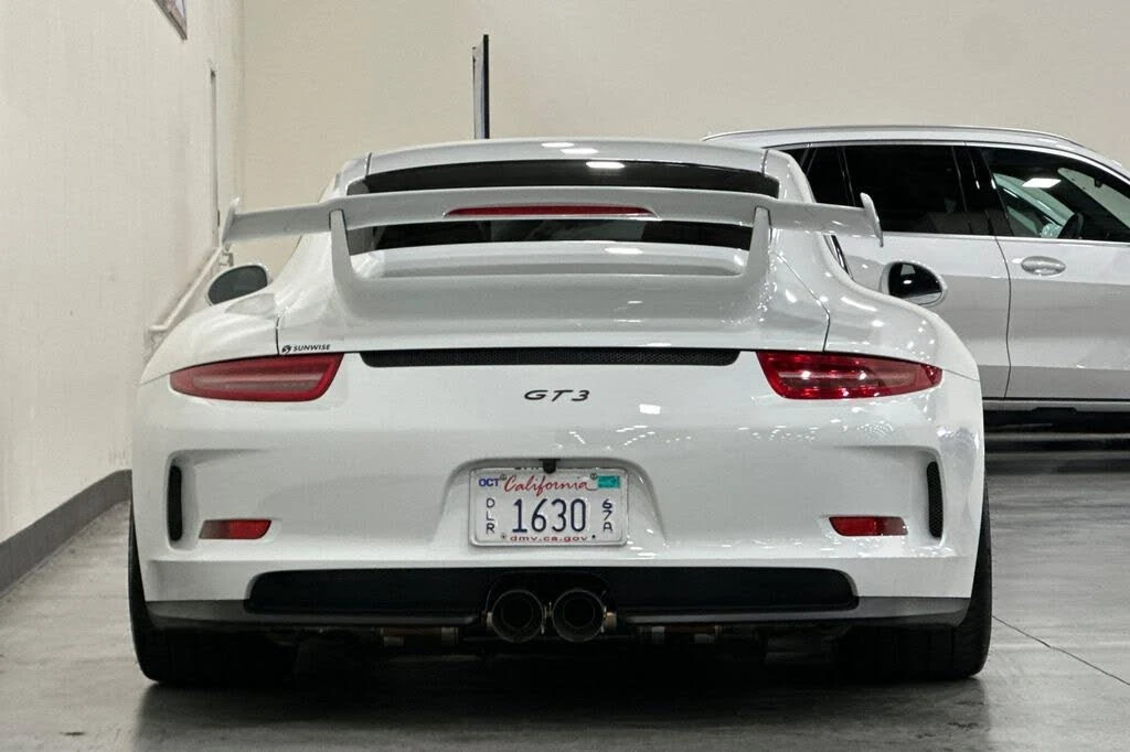 2015 Porsche 991 GT3 - Image 5 of 31