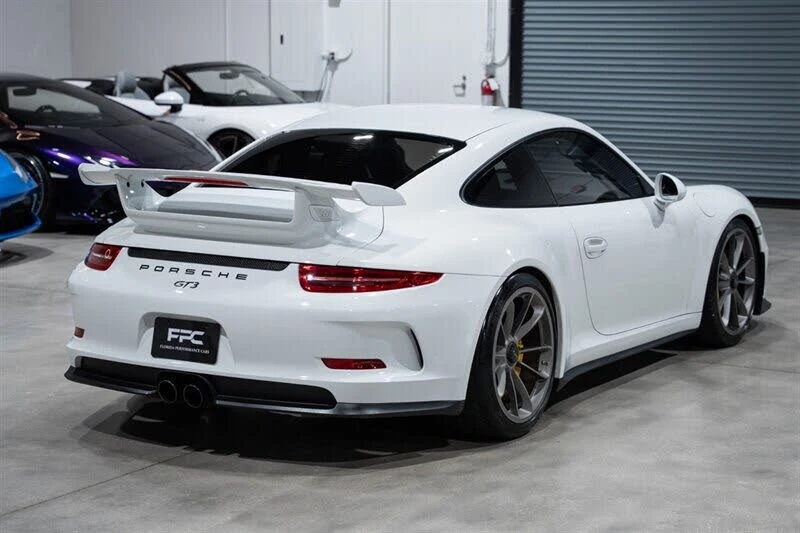 2015 Porsche 991 GT3 - Image 6 of 31