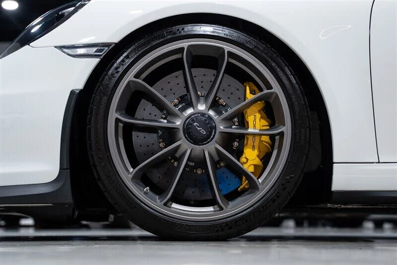 2015 Porsche 991 GT3 - Image 12 of 31