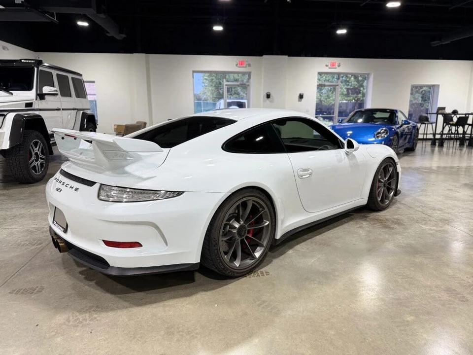 2015 Porsche 991 GT3 - Image 6 of 31