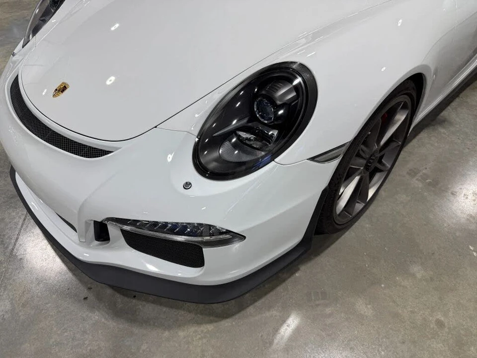 2015 Porsche 991 GT3 - Image 25 of 31