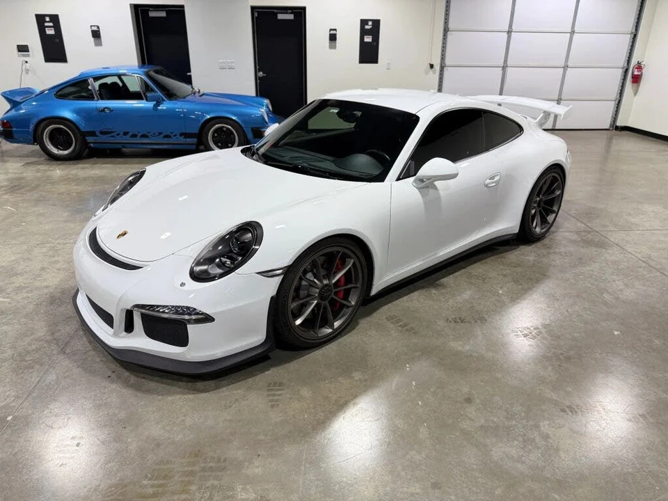 2015 Porsche 991 GT3 - Image 13 of 31