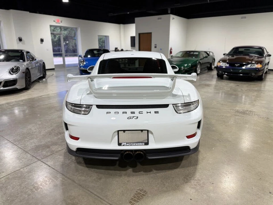 2015 Porsche 991 GT3 - Image 8 of 31