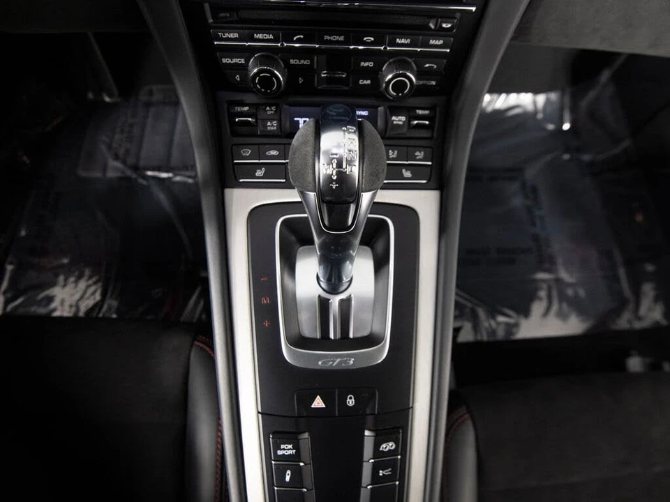 2015 Porsche 991 GT3 - Image 25 of 27