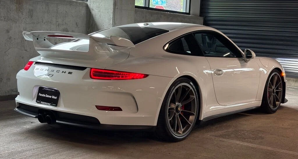 2015 Porsche 991 GT3 - Image 8 of 31