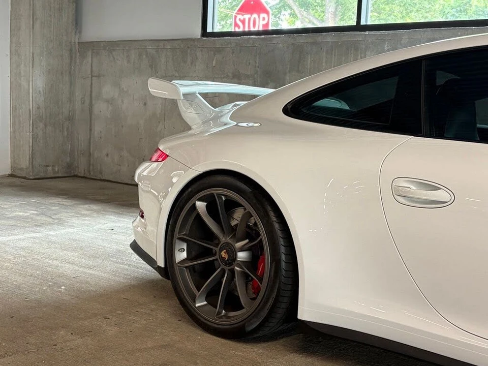 2015 Porsche 991 GT3 - Image 10 of 31