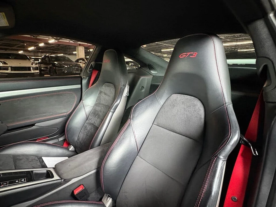 2015 Porsche 991 GT3 - Image 19 of 31