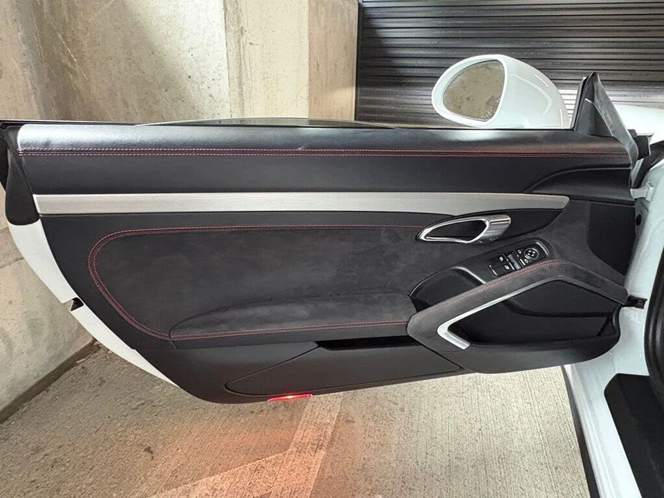 2015 Porsche 991 GT3 - Image 16 of 31
