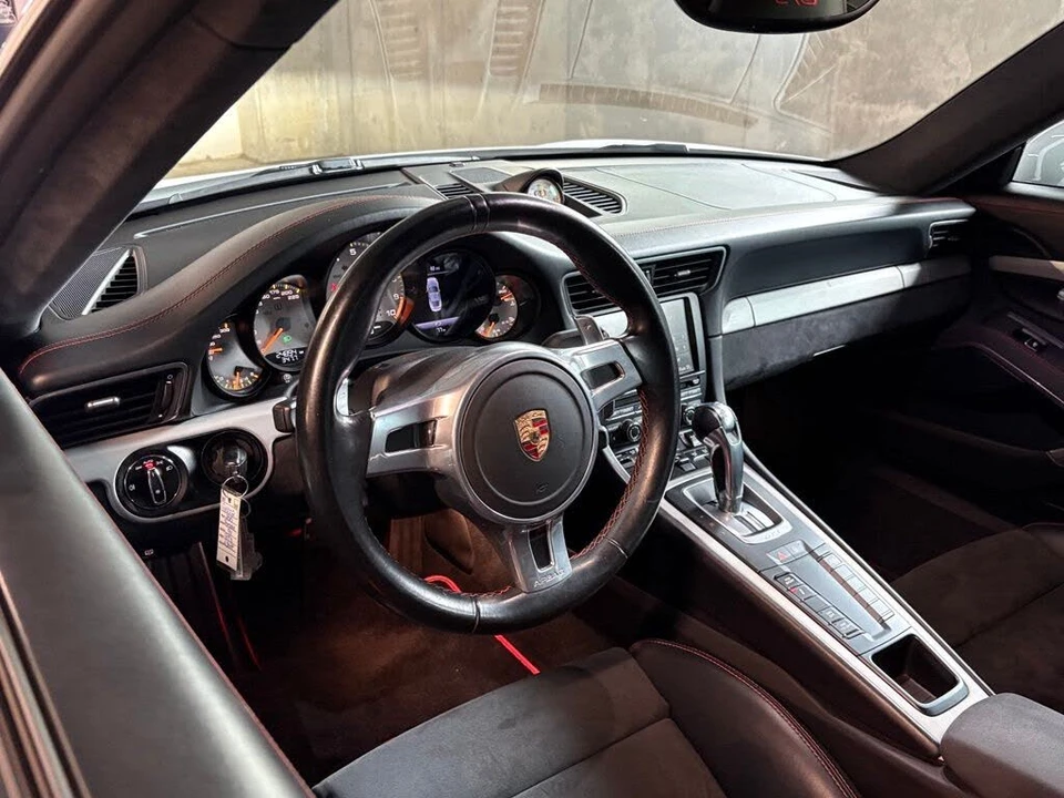 2015 Porsche 991 GT3 - Image 4 of 31