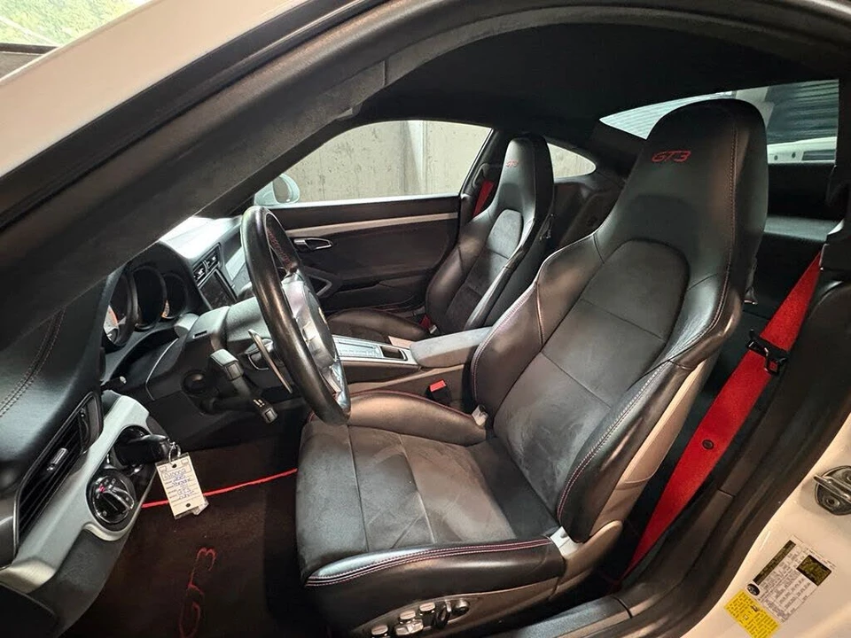 2015 Porsche 991 GT3 - Image 5 of 31