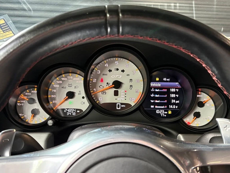2015 Porsche 991 GT3 - Image 22 of 31