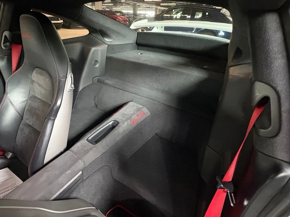 2015 Porsche 991 GT3 - Image 20 of 31