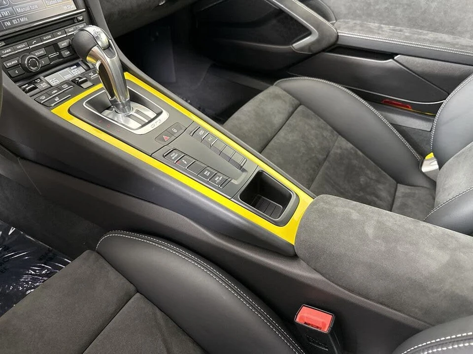 2015 Porsche 991 GT3 - Image 29 of 31