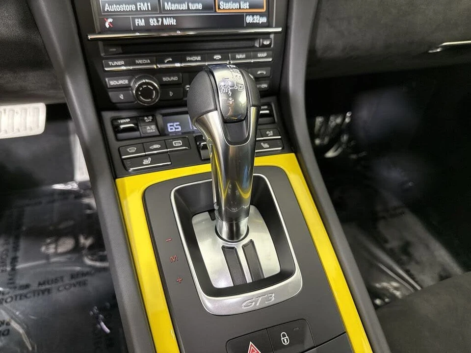 2015 Porsche 991 GT3 - Image 30 of 31