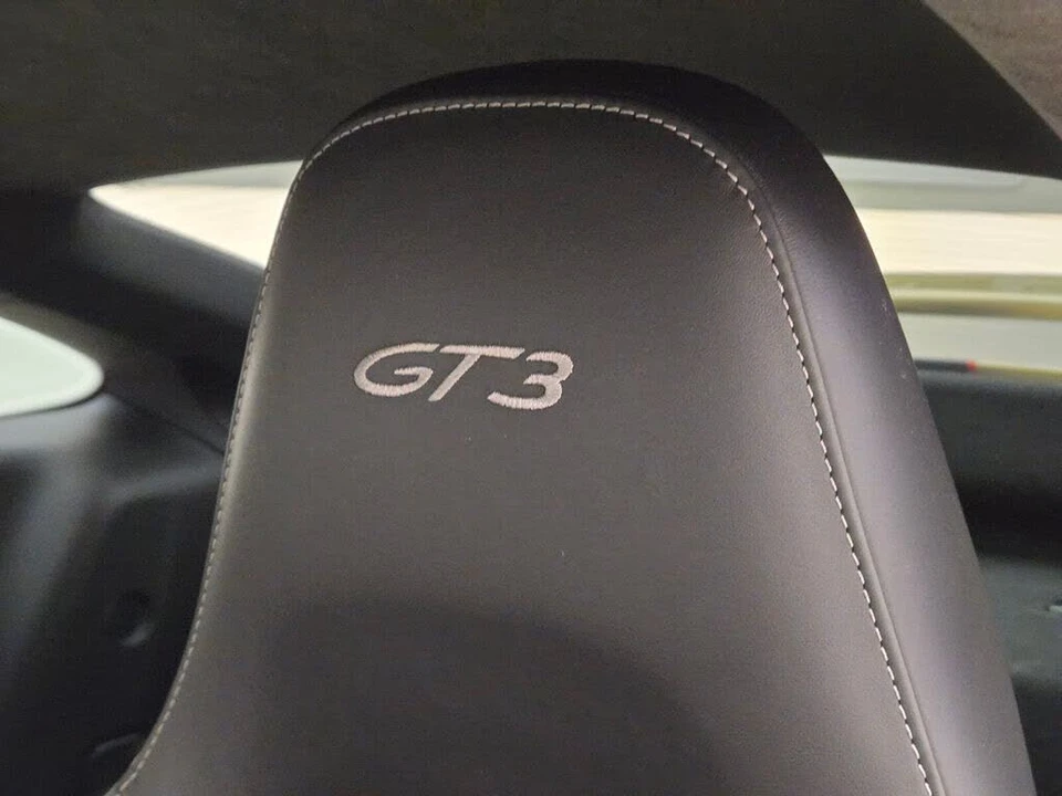 2015 Porsche 991 GT3 - Image 29 of 31