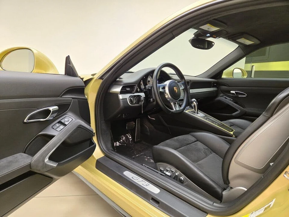 2015 Porsche 991 GT3 - Image 16 of 31