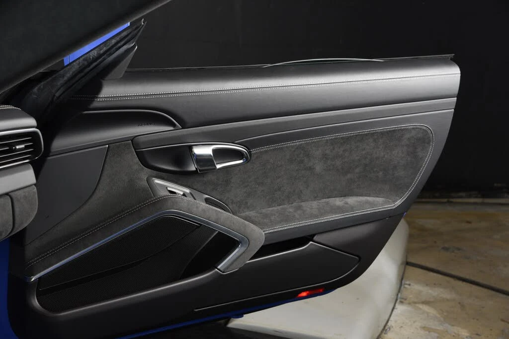 2015 Porsche 991 GT3 - Image 21 of 25