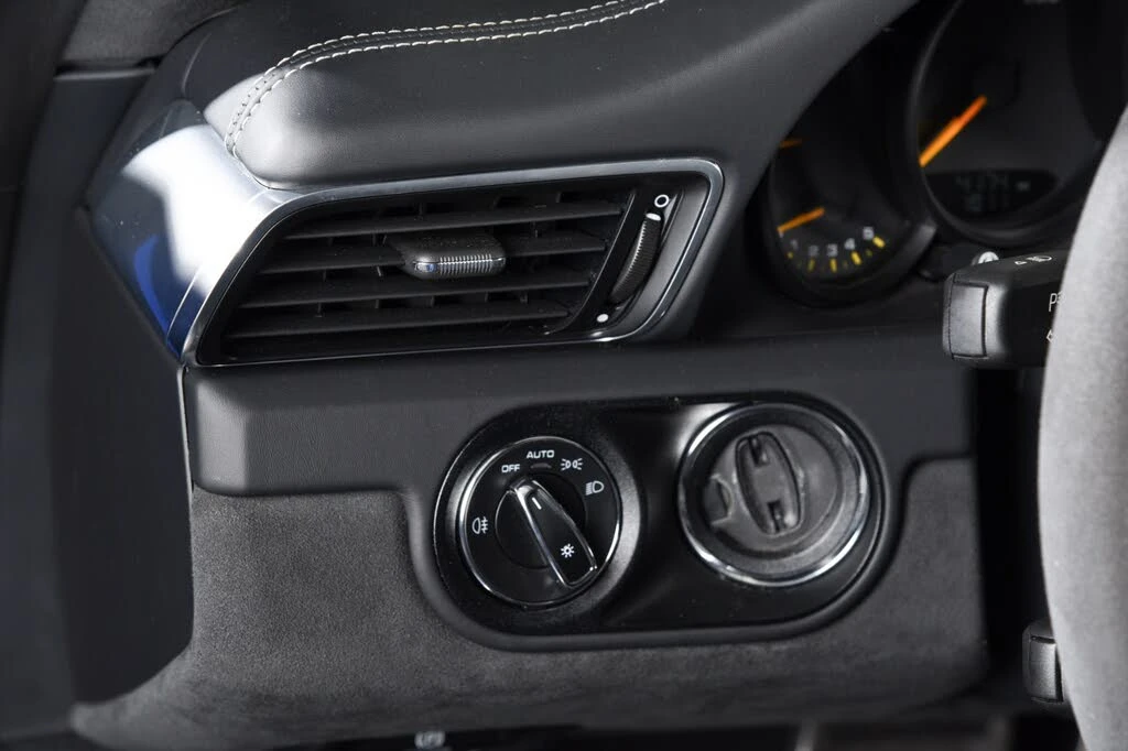 2015 Porsche 991 GT3 - Image 22 of 25