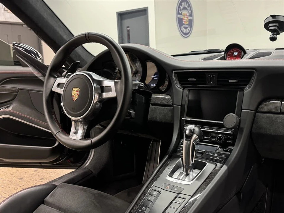 2015 Porsche 991 GT3 - Image 30 of 31
