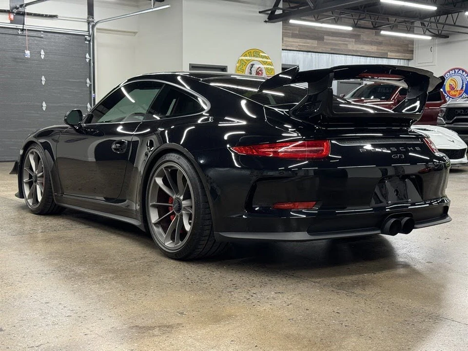 2015 Porsche 991 GT3 - Image 9 of 31