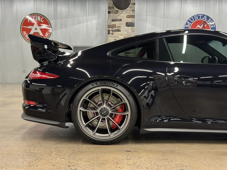 2015 Porsche 991 GT3 - Image 13 of 31