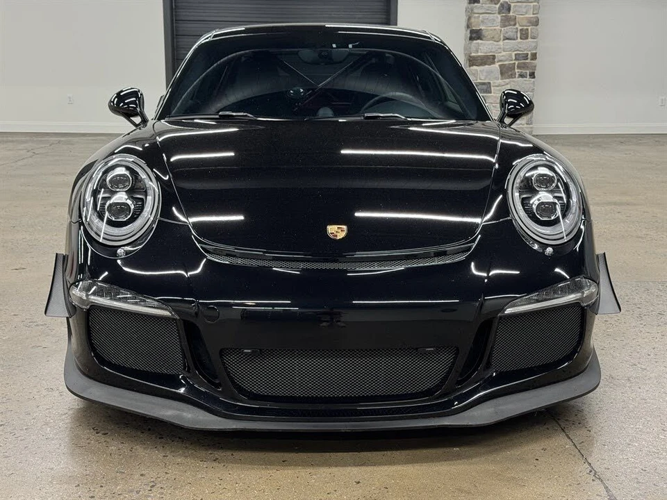 2015 Porsche 991 GT3 - Image 2 of 31