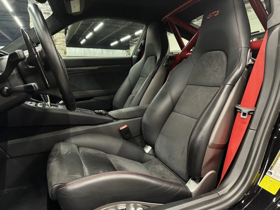 2015 Porsche 991 GT3 - Image 21 of 31