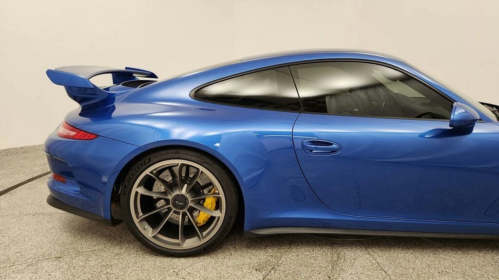 2015 Porsche 991 GT3 - Image 16 of 31