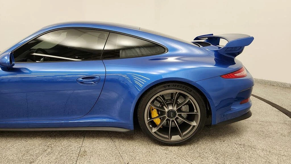 2015 Porsche 991 GT3 - Image 13 of 31