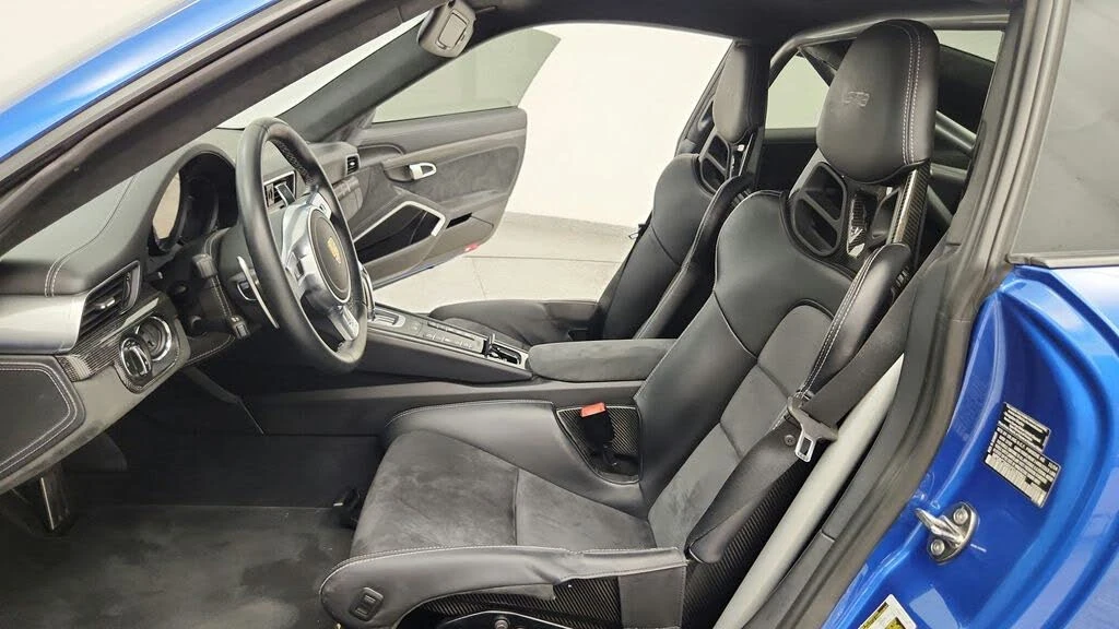 2015 Porsche 991 GT3 - Image 29 of 31