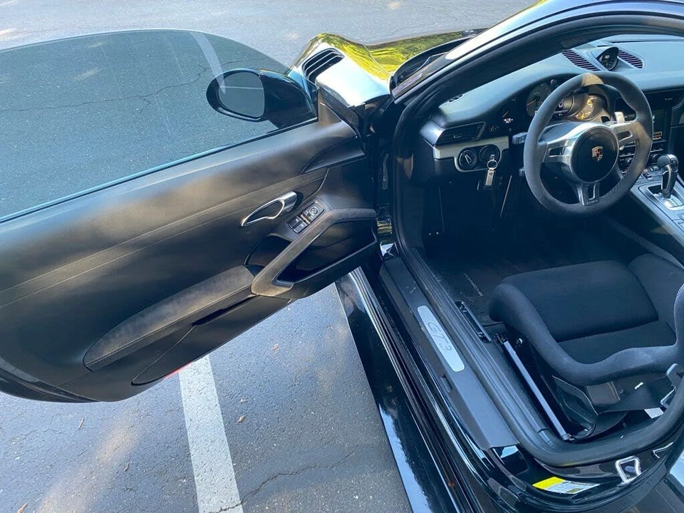 2015 Porsche 991 GT3 - Image 11 of 26