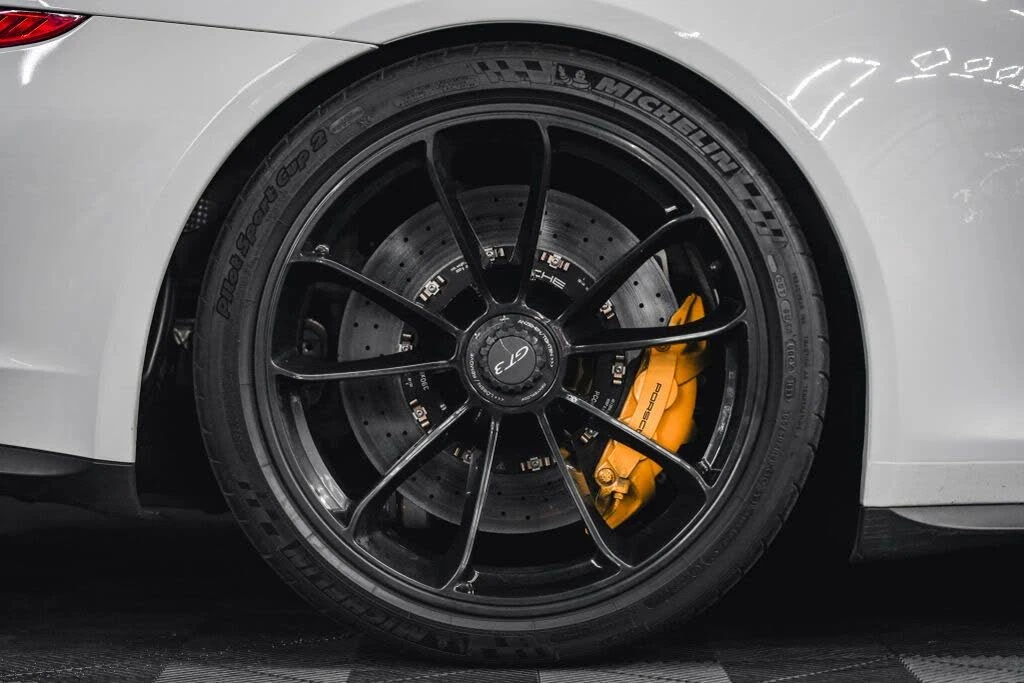 2015 Porsche 991 GT3 - Image 15 of 31