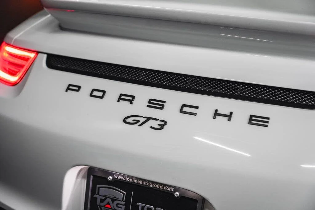 2015 Porsche 991 GT3 - Image 24 of 31