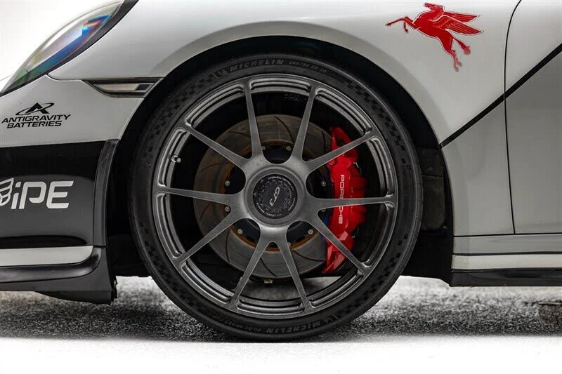 2015 Porsche 991 GT3 - Image 13 of 31