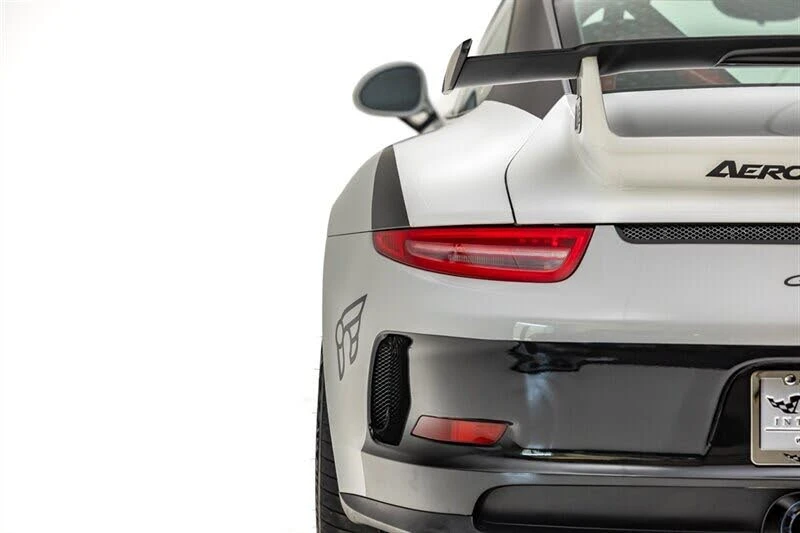 2015 Porsche 991 GT3 - Image 19 of 31