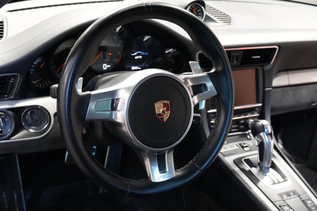 2015 Porsche 991 GT3 - Image 21 of 31