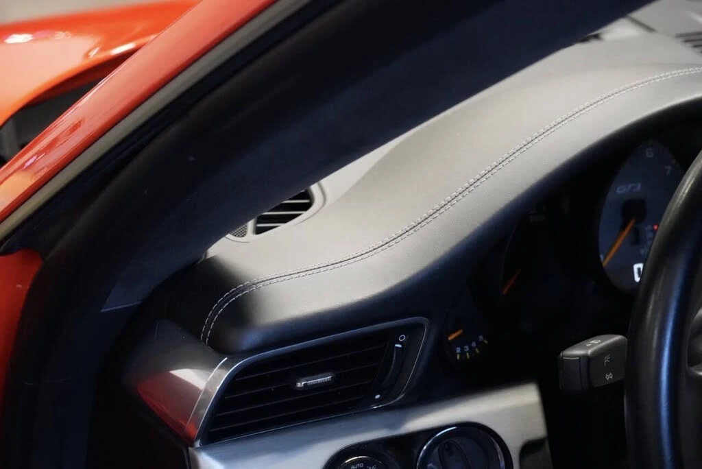 2015 Porsche 991 GT3 - Image 29 of 31