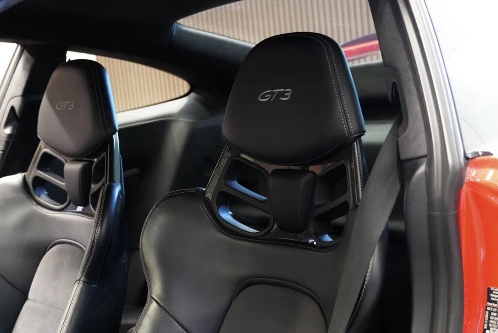 2015 Porsche 991 GT3 - Image 25 of 31