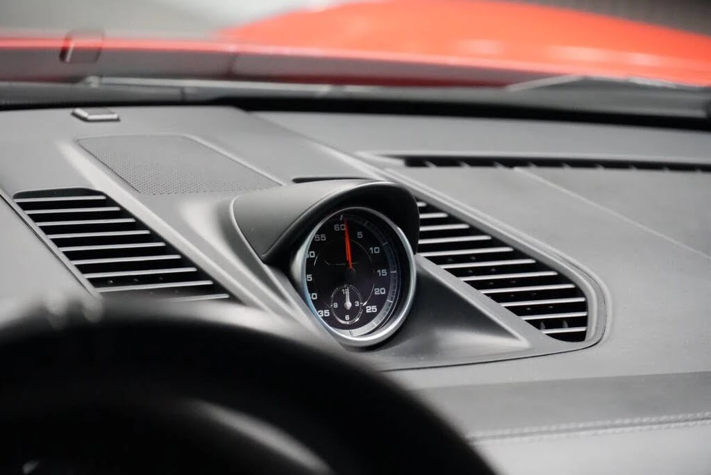 2015 Porsche 991 GT3 - Image 28 of 31