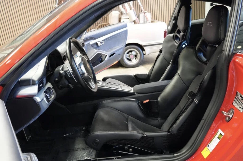 2015 Porsche 991 GT3 - Image 26 of 31