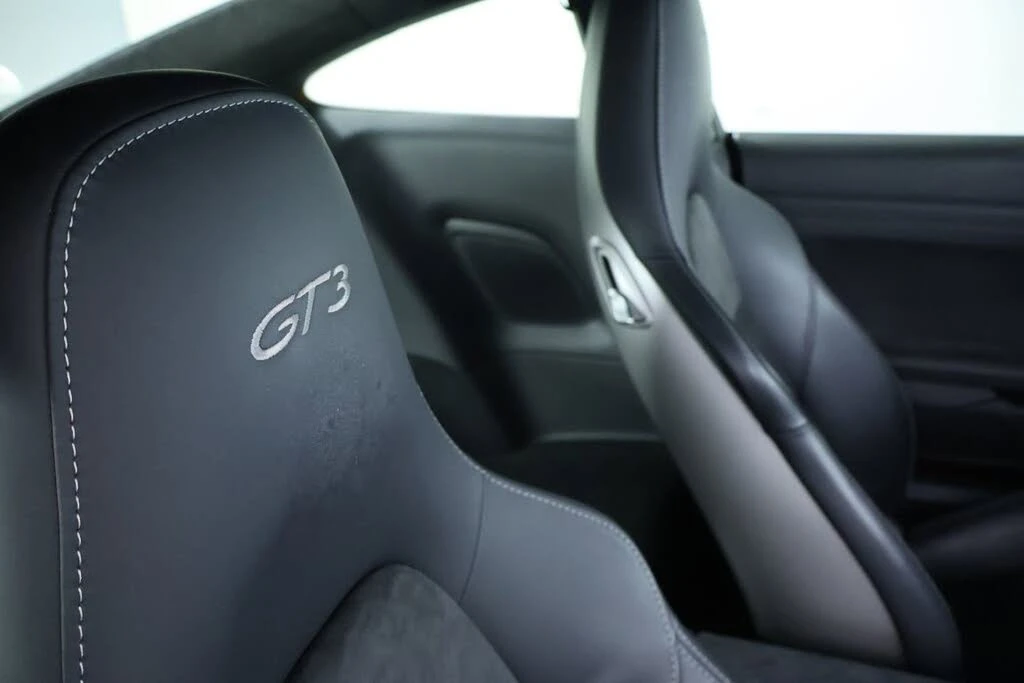 2015 Porsche 991 GT3 - Image 23 of 30
