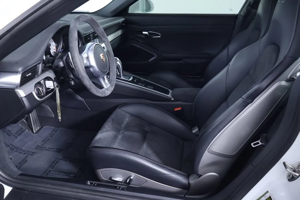 2015 Porsche 991 GT3 - Image 5 of 30