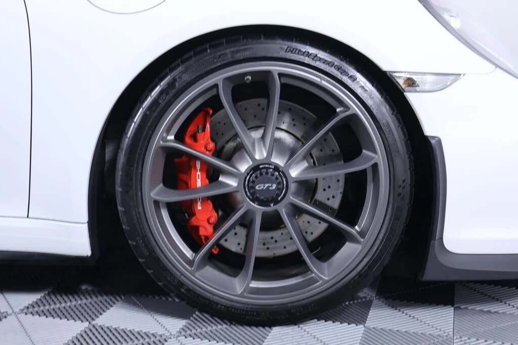2015 Porsche 991 GT3 - Image 13 of 30