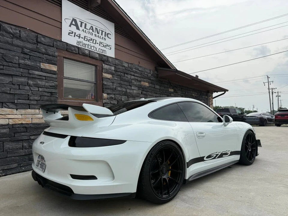 2015 Porsche 991 GT3 - Image 3 of 15