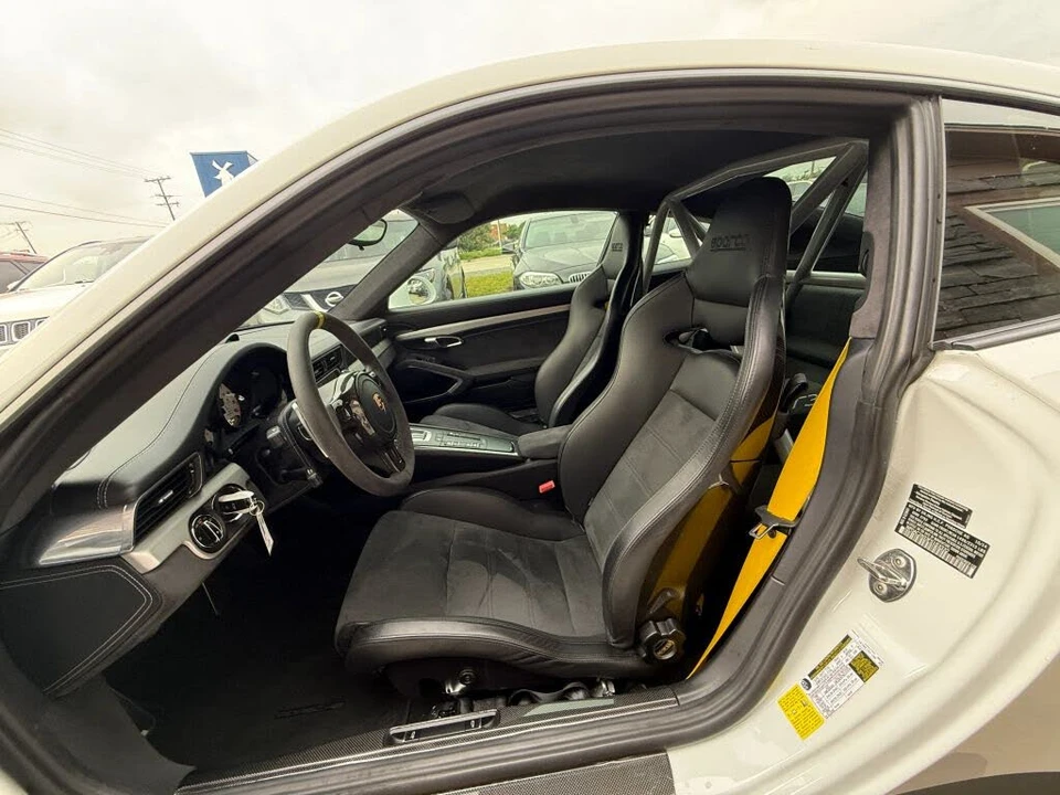2015 Porsche 991 GT3 - Image 9 of 15