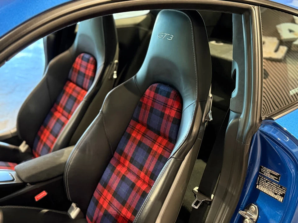 2015 Porsche 991 GT3 - Image 22 of 31