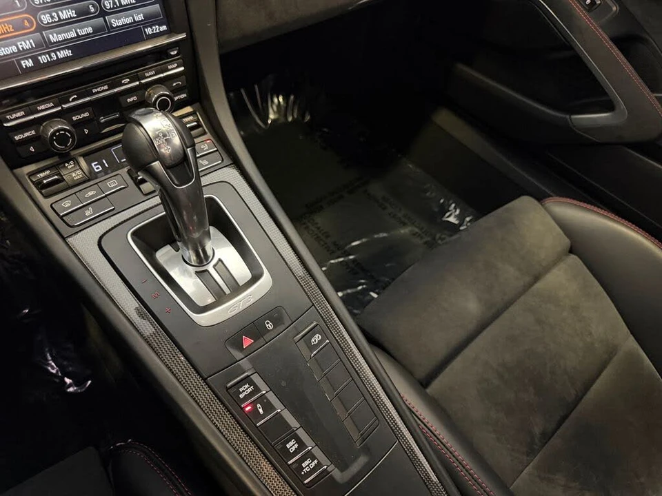 2015 Porsche 991 GT3 - Image 18 of 26