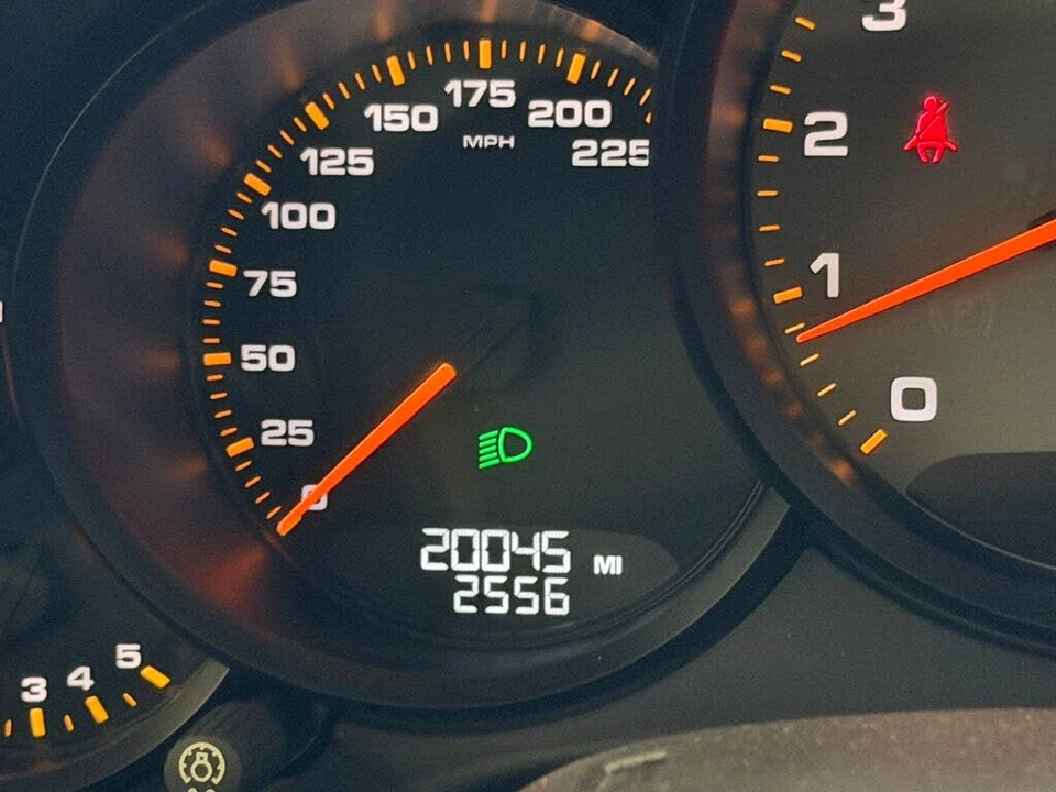 2015 Porsche 991 GT3 - Image 21 of 26